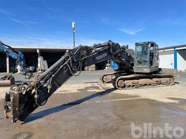 Kettenbagger                        Volvo Excavator ECR235EL (2017)