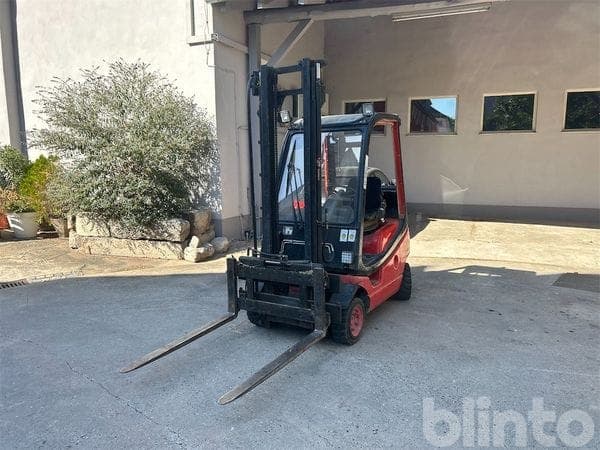 Forklifts (gas drive) Linde H16T (1993)