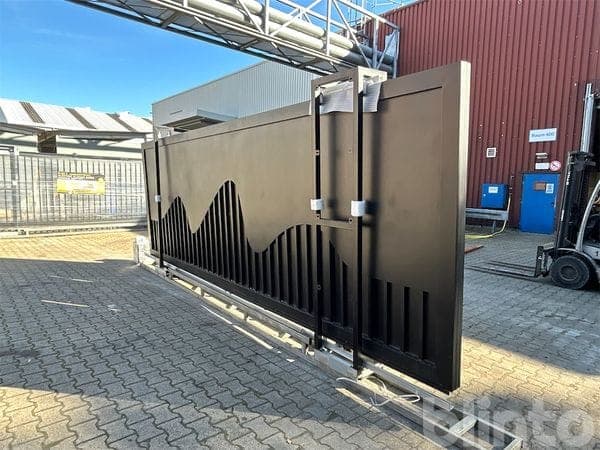Elektrisches Schiebetor                        KMY Industrial GT19