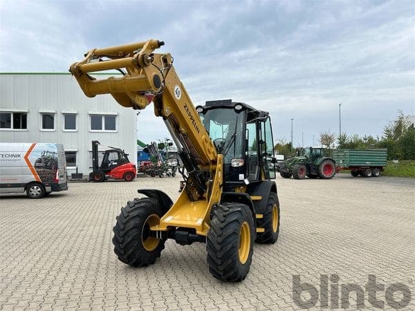 Telescopic wheel loader Zeppelin ZL60T