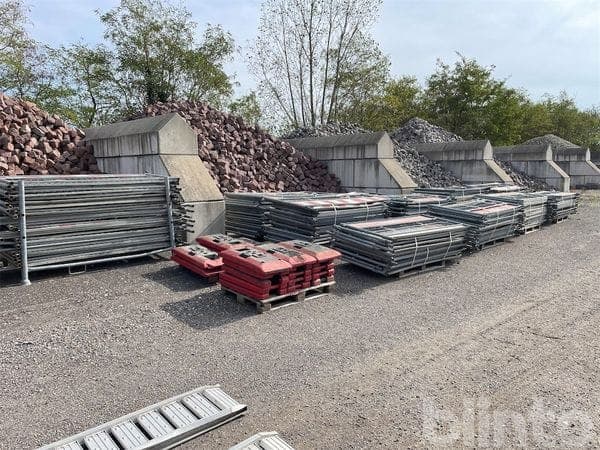 Construction site barriers Miscellaneous