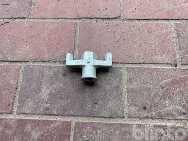 Wing nut Shake galvanized (20 pc)