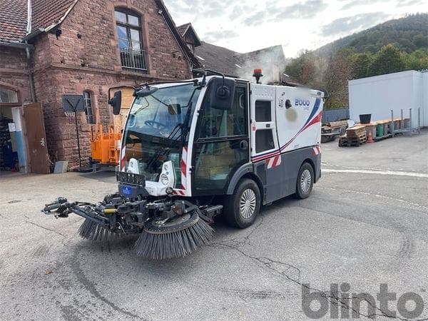 Dulevo International 2000 SKY Street Sweeper