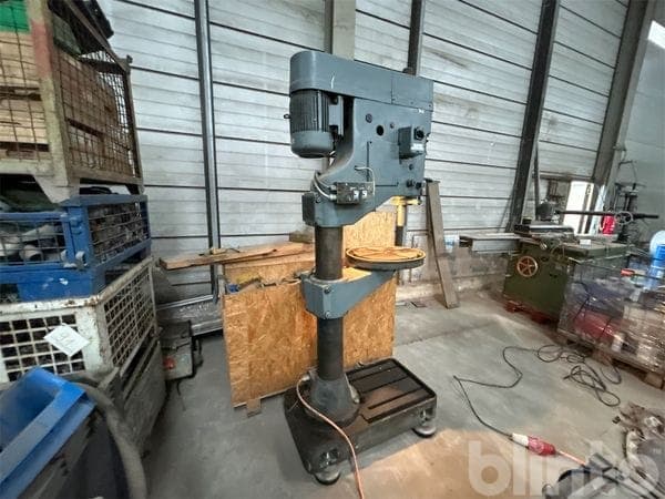 Column drilling machine ELHA 35G (1971)