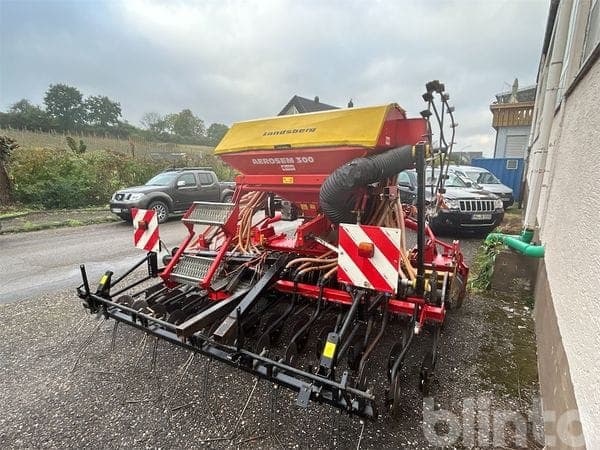 Seeding machine with circular laying Pöttinger /Lion 300 circular laying