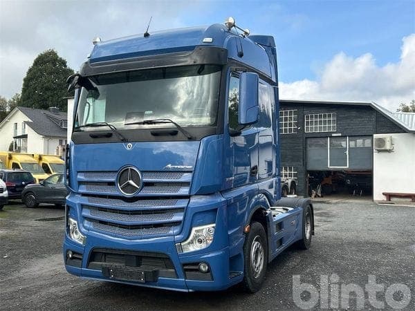 Mercedes-Benz Actros 1853 Semi-Truck 2021