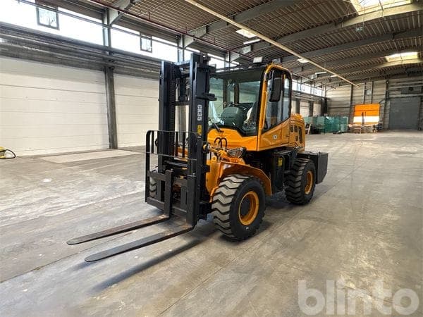 Off-road forklift CAPTOK 35 (2026)