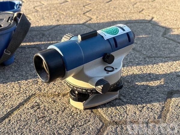 Optical leveling device AL-series (automatic construction level, with transport case)