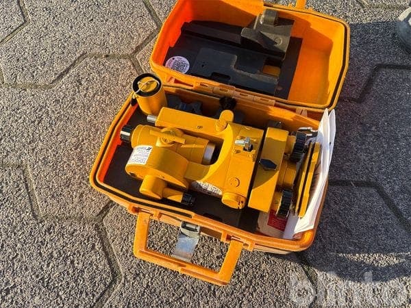 Optical Theodolite Carl Zeiss Jena THEO 080 A