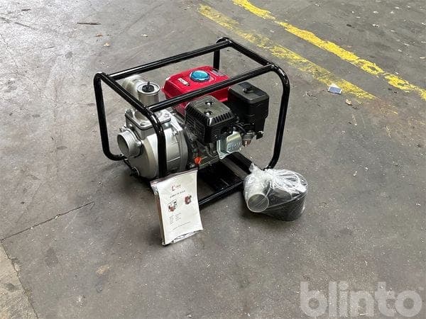 LINX Ibérica FP30 petrol water pump (unused)