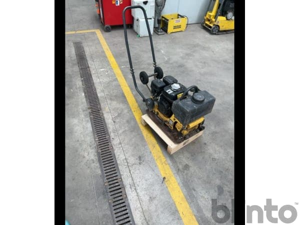 Vibroplate 83 kg BOMAG BVP 10/36 (2016)