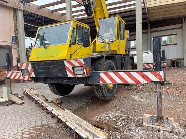 Mobile crane P&H CENTURY II S-30