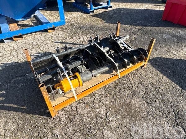 Attachment package for mini excavators from 1 to 3 tons (unused)