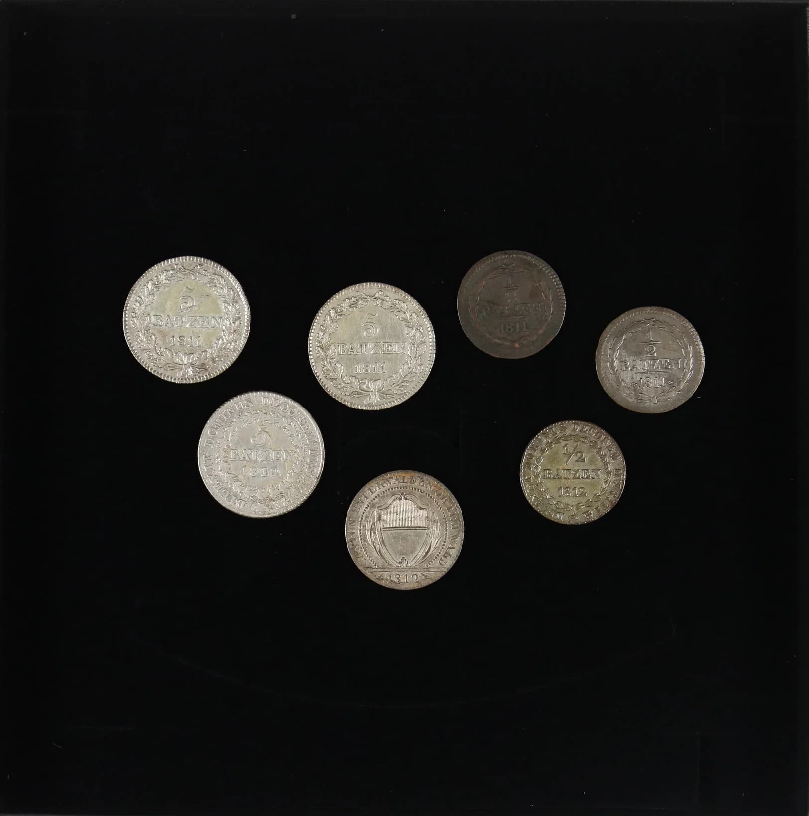 SCHWEIZ, OBWALDEN / NIDWALDEN, kleine Sammlung von 7 Münzen. Enthalten sind: Nidwalden 1/2 Batzen 1812, 1 Batzen 1812 und 5 Batzen 1812. Obwalden - image 2