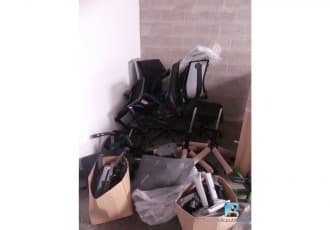 Set of office supplies