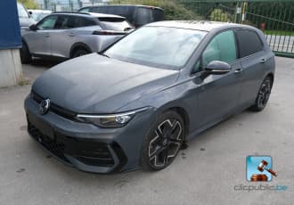 VOLKSWAGEN  GOLF