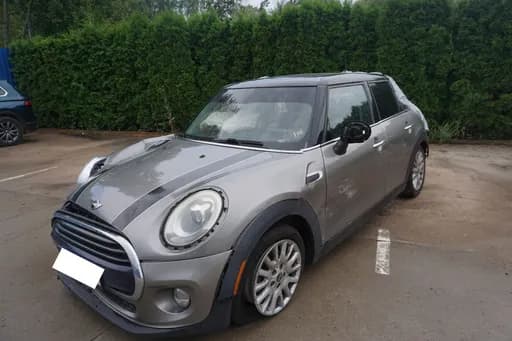 Mini Cooper Hatchback / 2016 / Kaunas