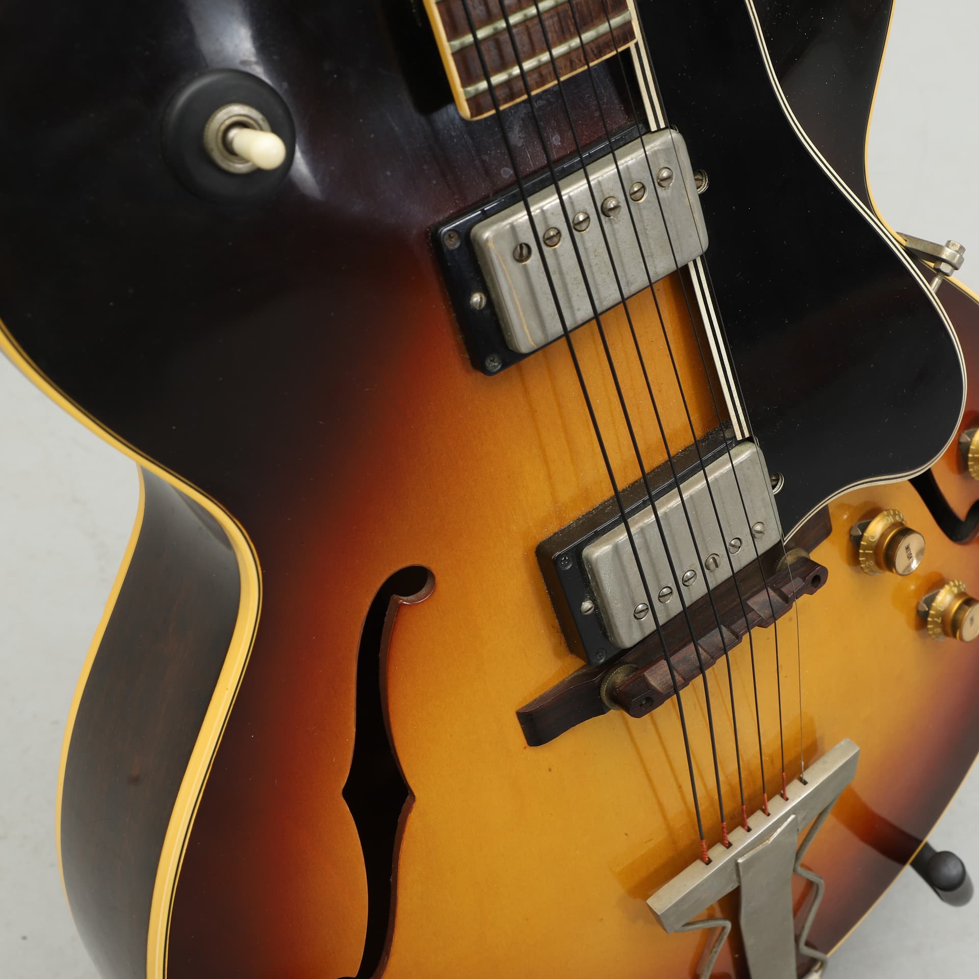 ELECTRIC GUITAR, Gibson ES-175 D, USA 1962. - image 4