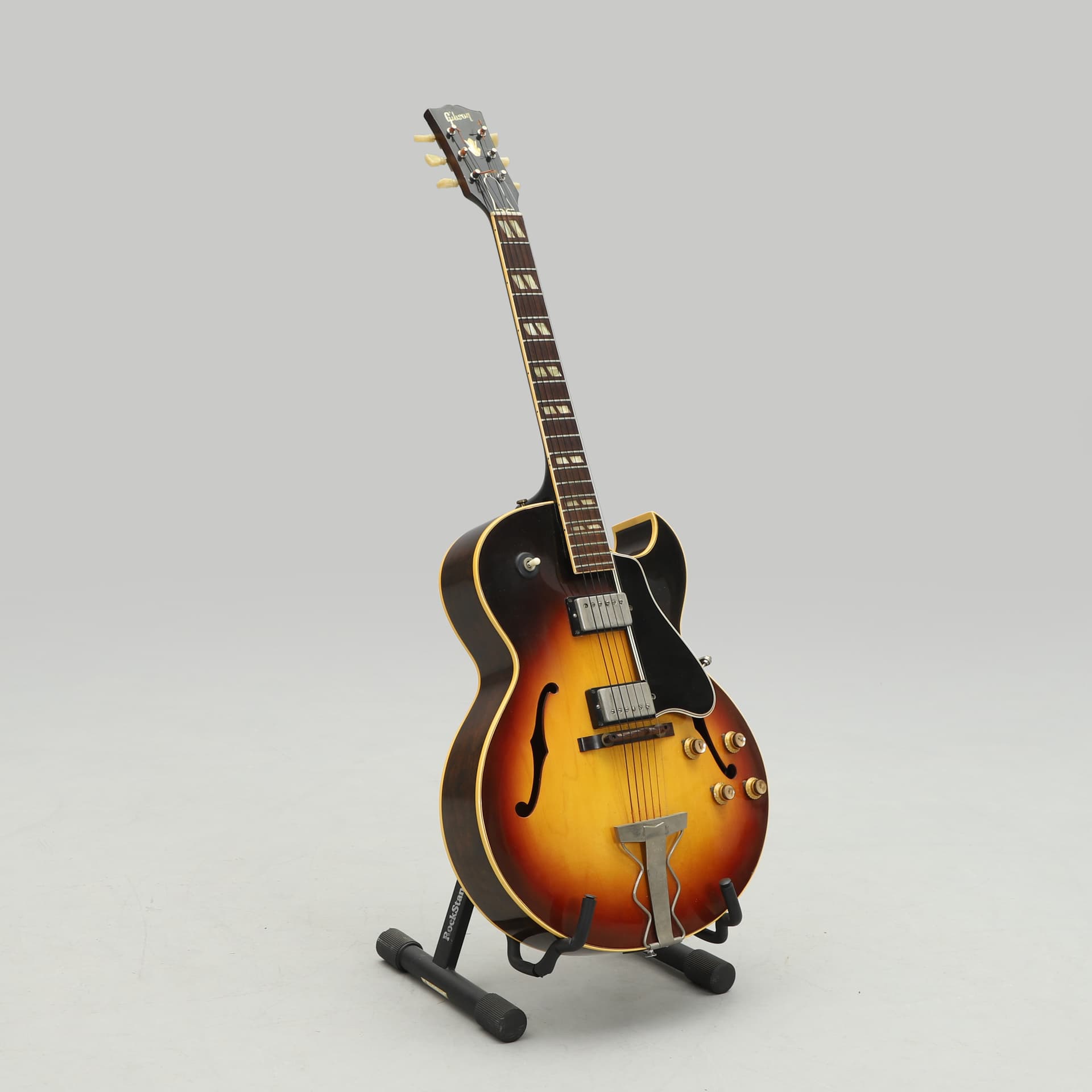 ELECTRIC GUITAR, Gibson ES-175 D, USA 1962. - image 3