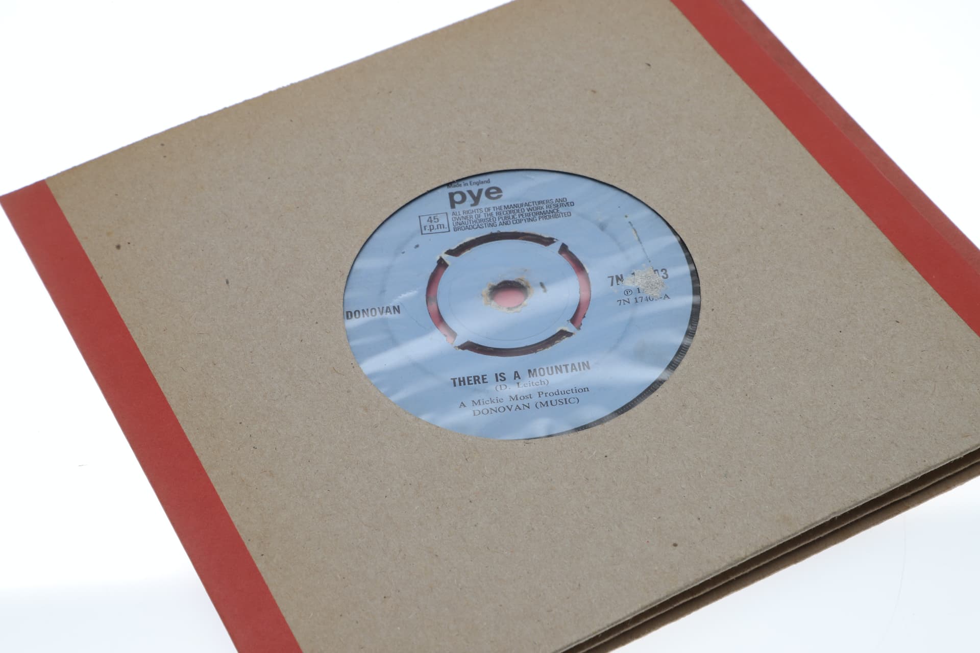 DONOVAN & VAN MORRISON – 7" SINGLES & EP COLLECTION INCLUDING BROWN EYED GIRL, INTO THE MYSTIC, MELLOW YELLOW AND COLOURS (20). - image 4