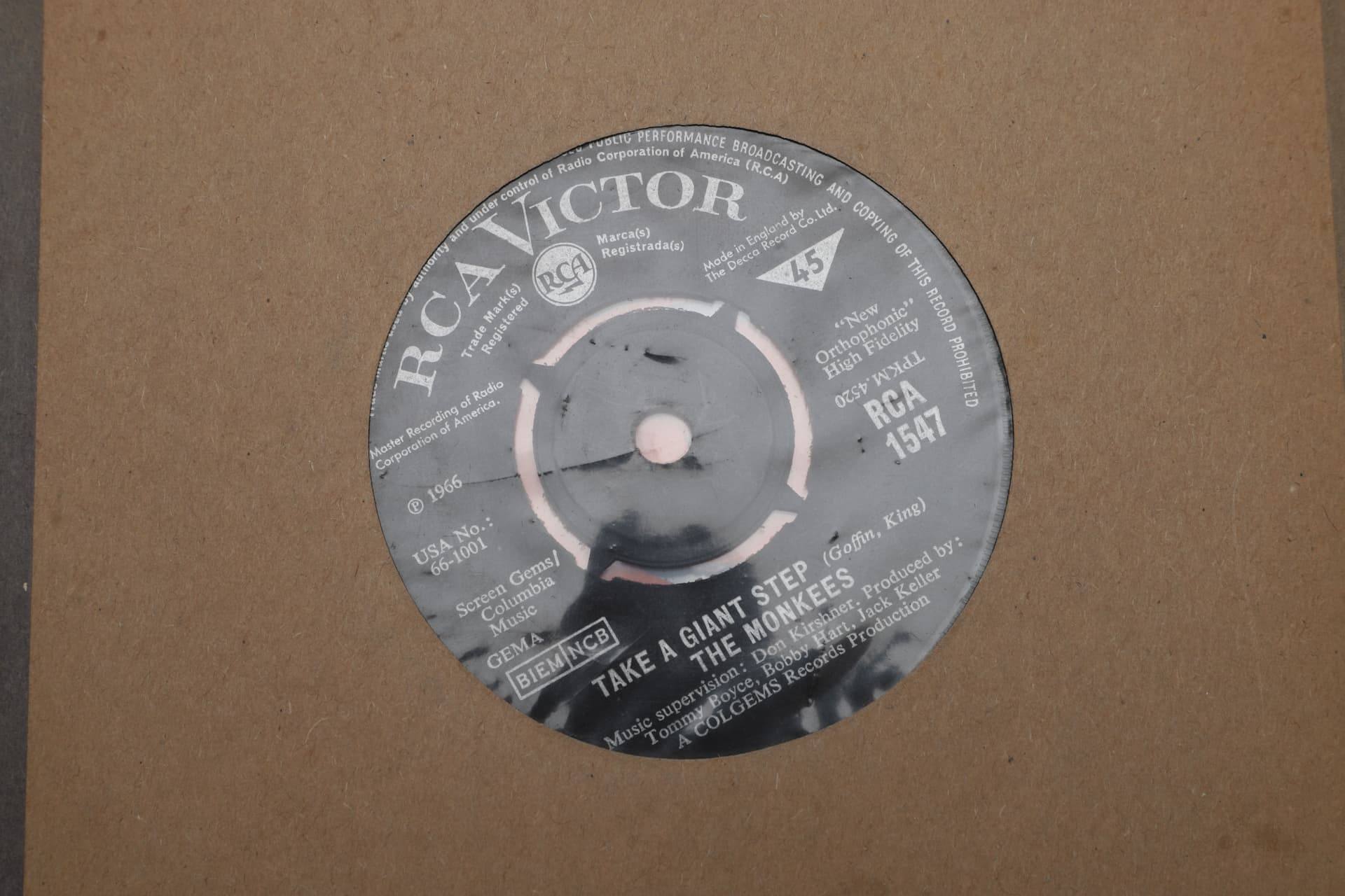 1960s ROCK, FOLK-ROCK, PSYCHEDELIC & BRITISH INVASION 7" SINGLES & EP COLLECTION INCLUDING THE ANIMALS, THE BEACH BOYS, THE BYRDS & THE ZOMBIES (24). - image 4