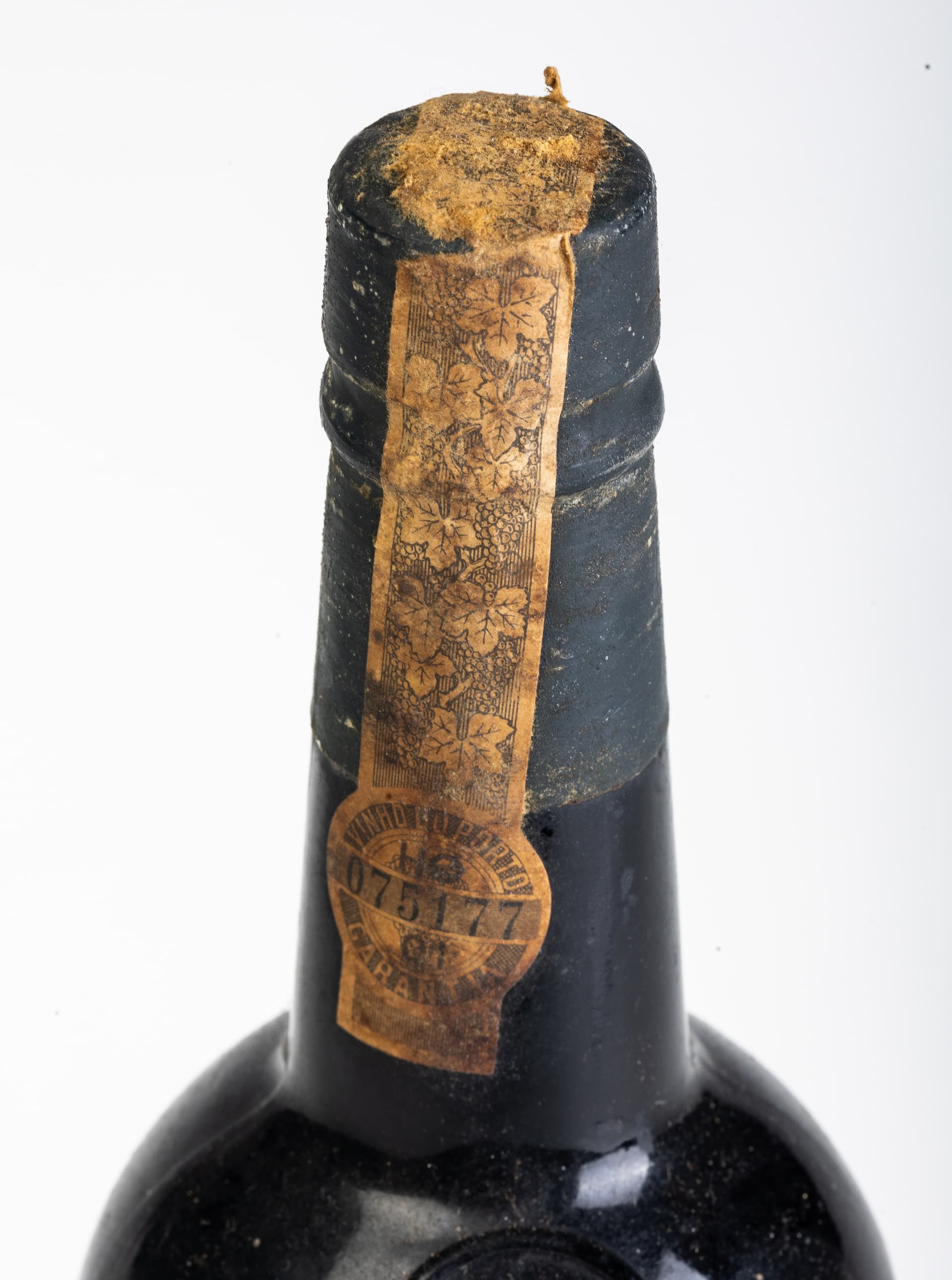 TAYLOR'S 1978 QUINTA DE VARGELLAS VINTAGE PORT. - image 2