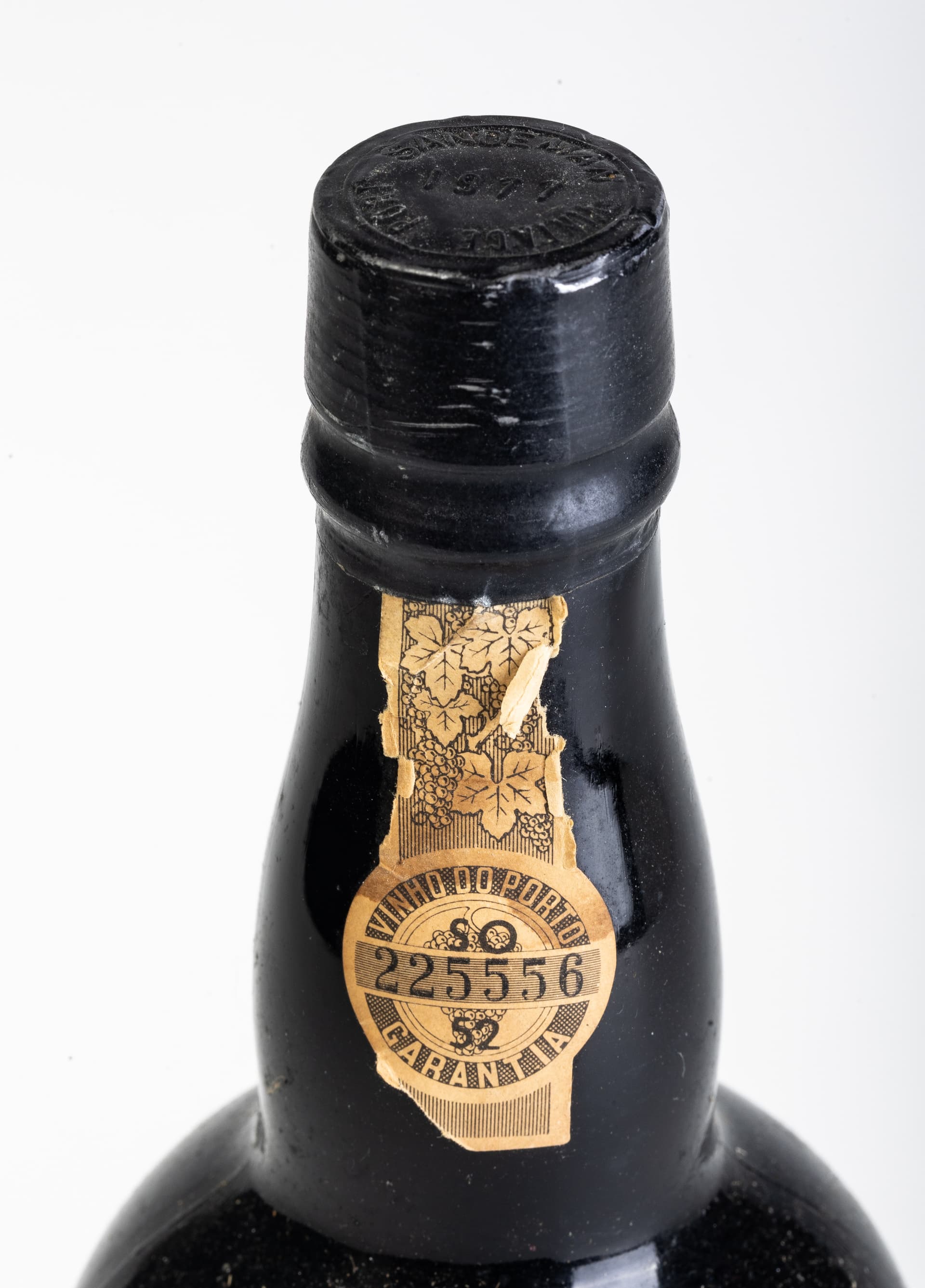 THE SILVER JUBILEE SANDEMAN 1977 VINTAGE PORT. - image 2