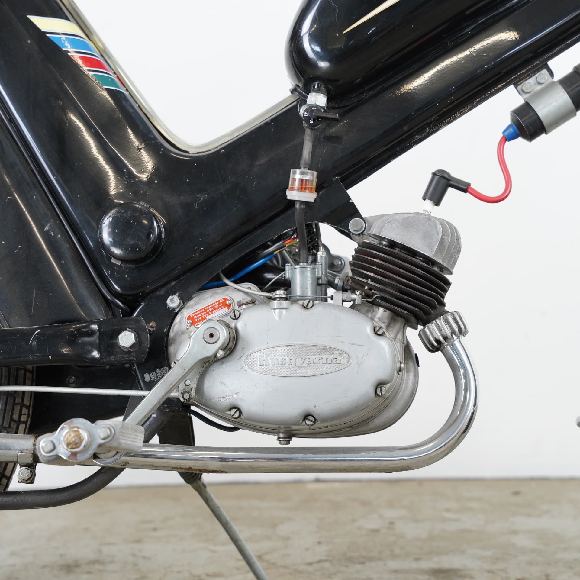 HUSQVARNA, model Cornette, c. 1960. - image 3
