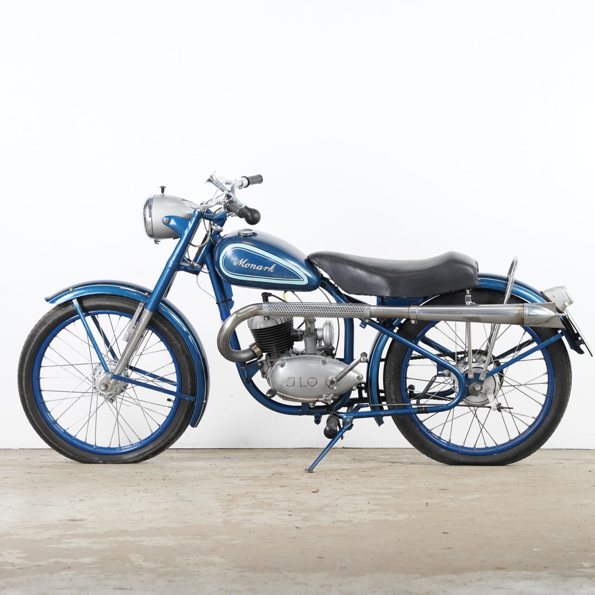 MONARK, model M87 Blue Tourist, 1953, Sweden. - image 2