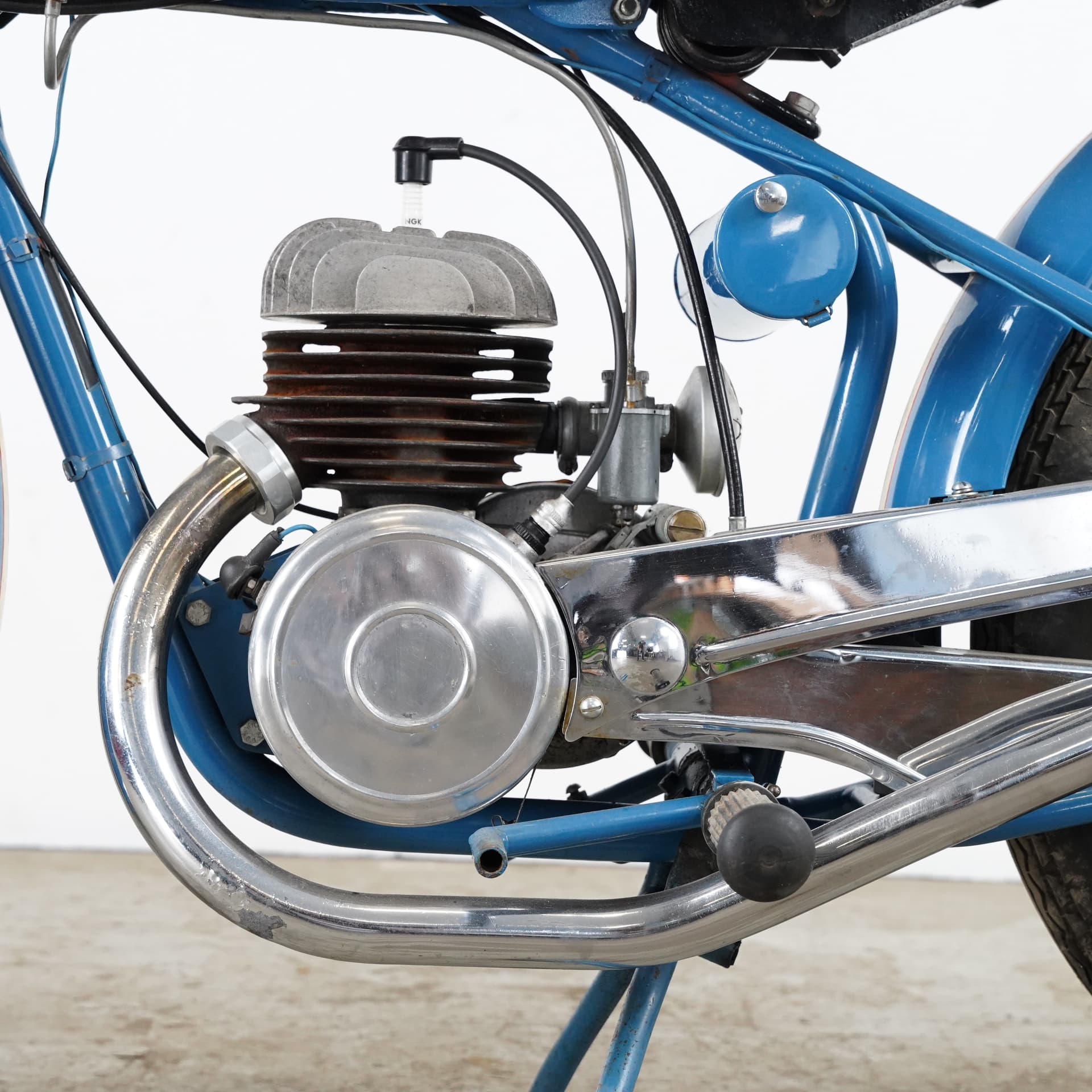 HUSQVARNA, model 30 Sport, "Blåqvarna", 1953. - image 3