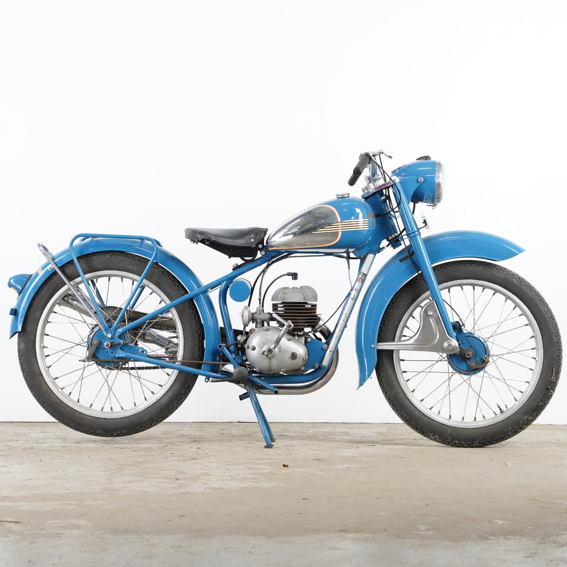 HUSQVARNA, model 30 Sport, "Blåqvarna", 1953.