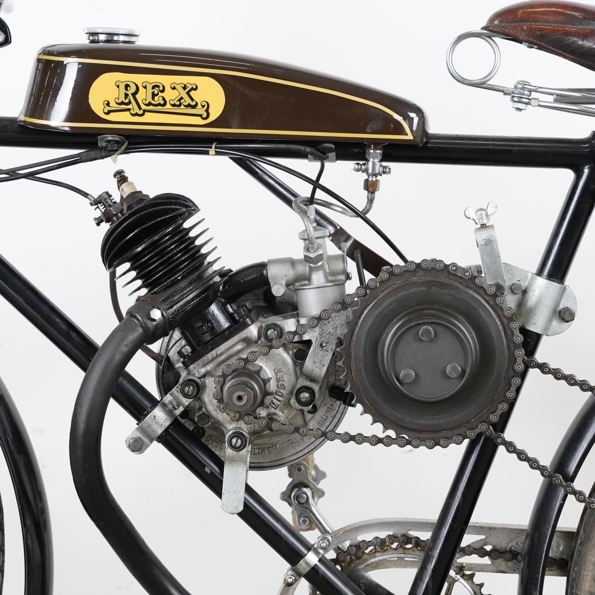 REX, delivery bicycle with REX Midget 98cc auxiliary engine, c. 1932. - image 3