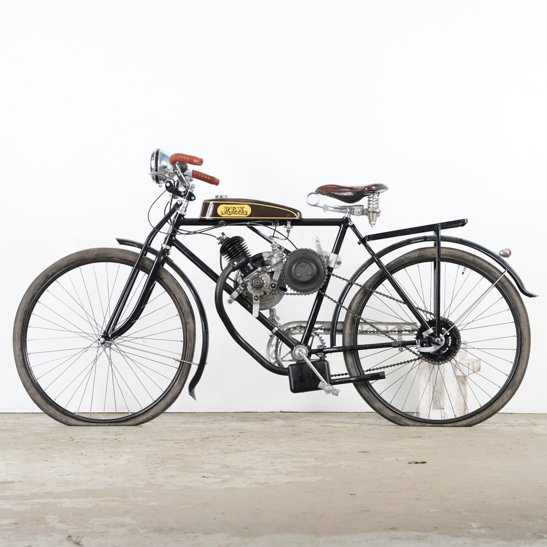 REX, delivery bicycle with REX Midget 98cc auxiliary engine, c. 1932. - image 2