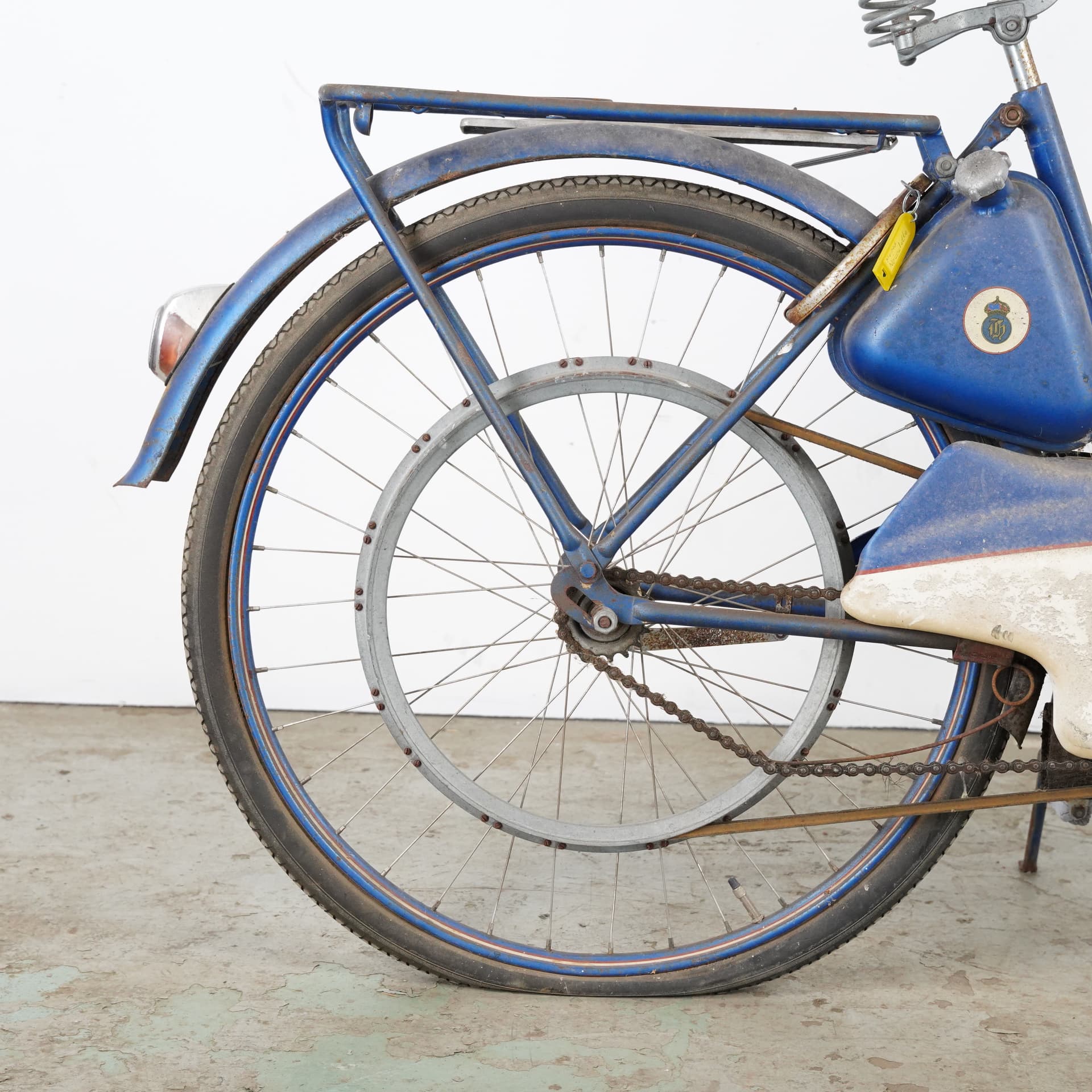 HUSQVARNA, model Novolette, c. 1954. - image 2