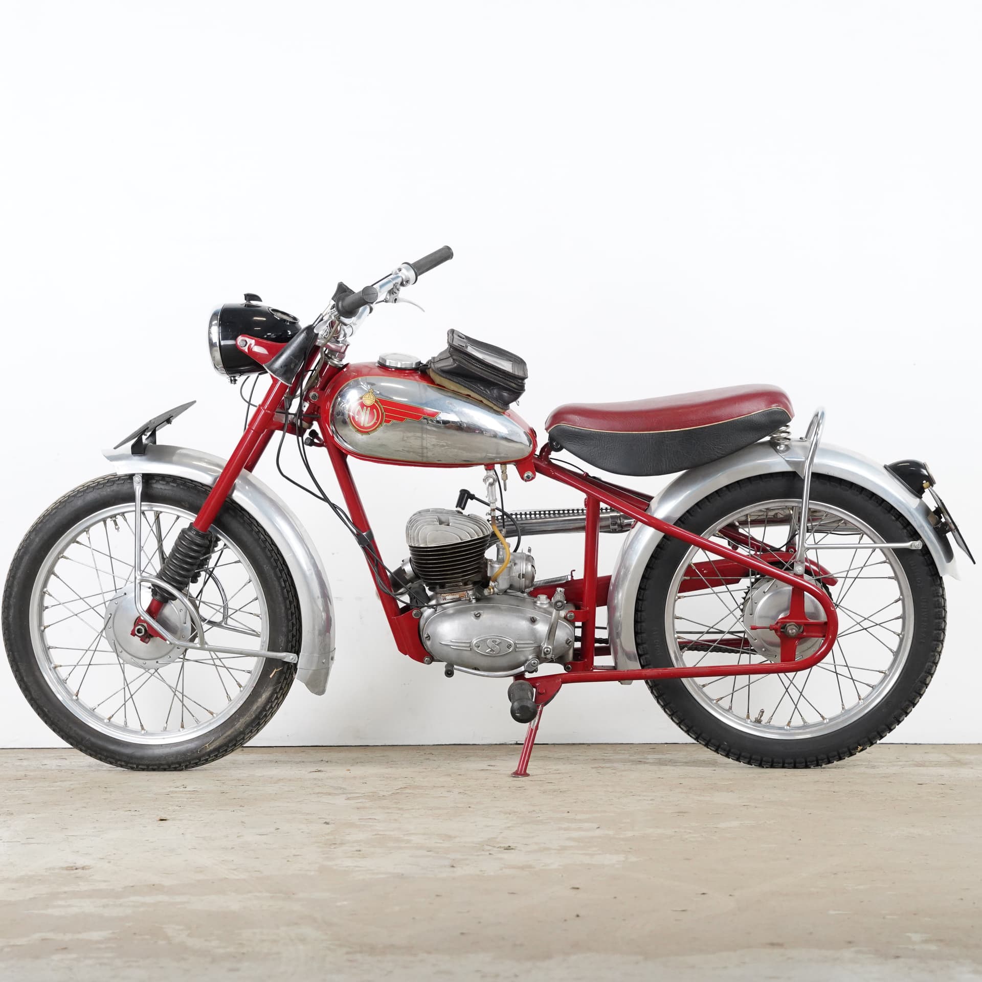 NV - NYMANS VERKSTÄDER, model 22, 1953. - image 2