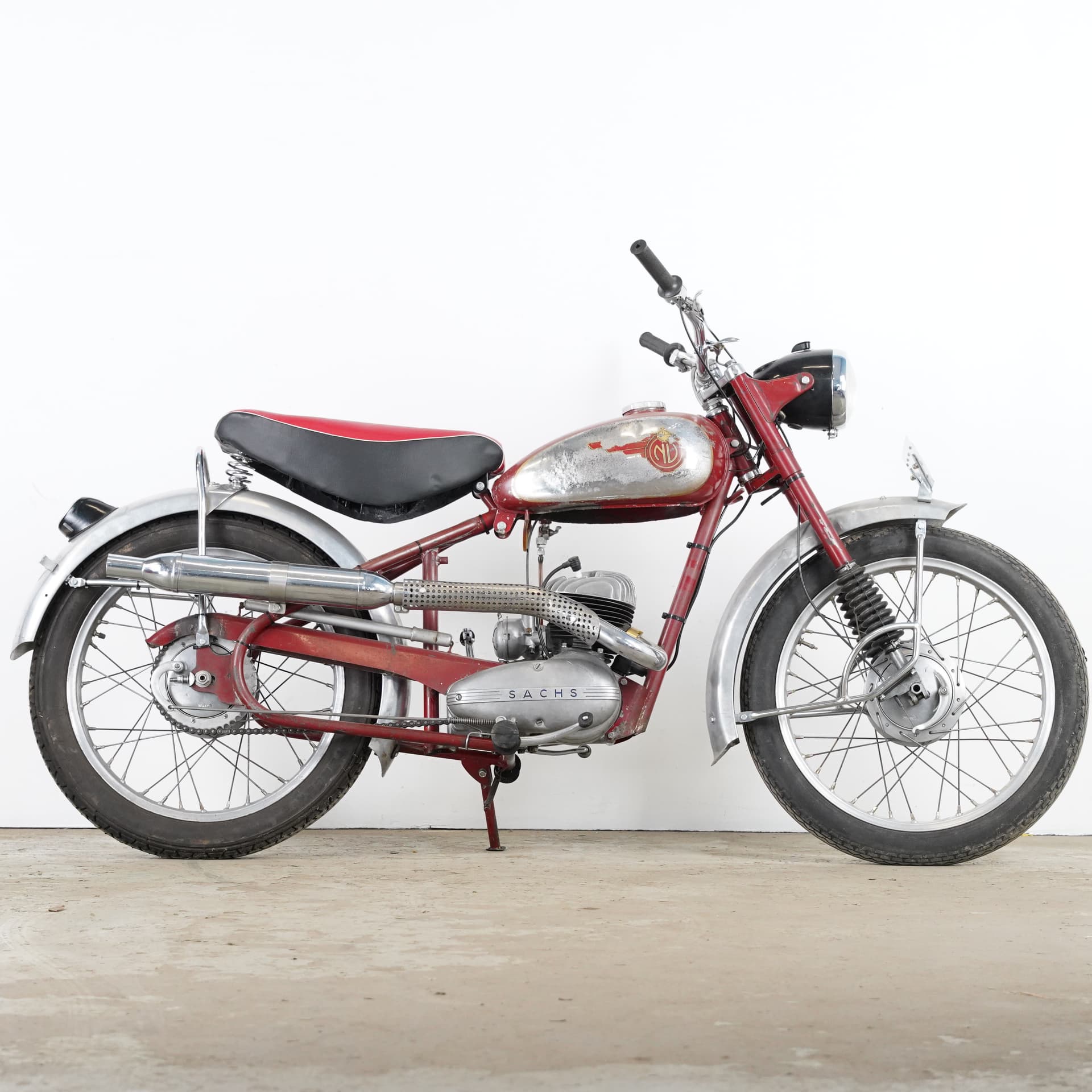 NV - NYMANS VERKSTÄDER, model 23, 1954.