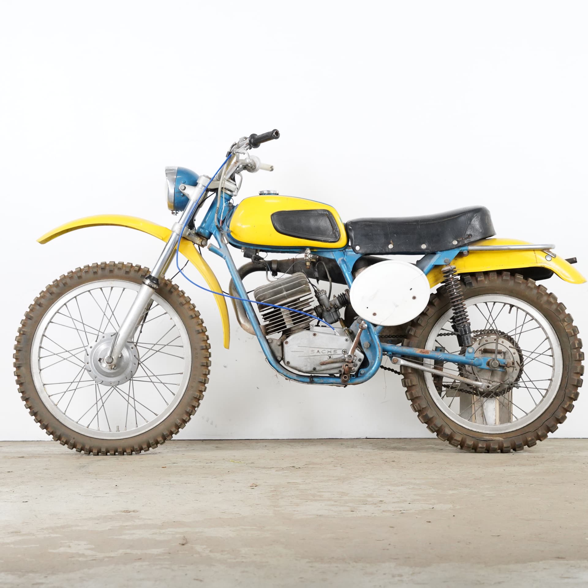 MONARK, model 125ISDT, c. 1970. - image 2