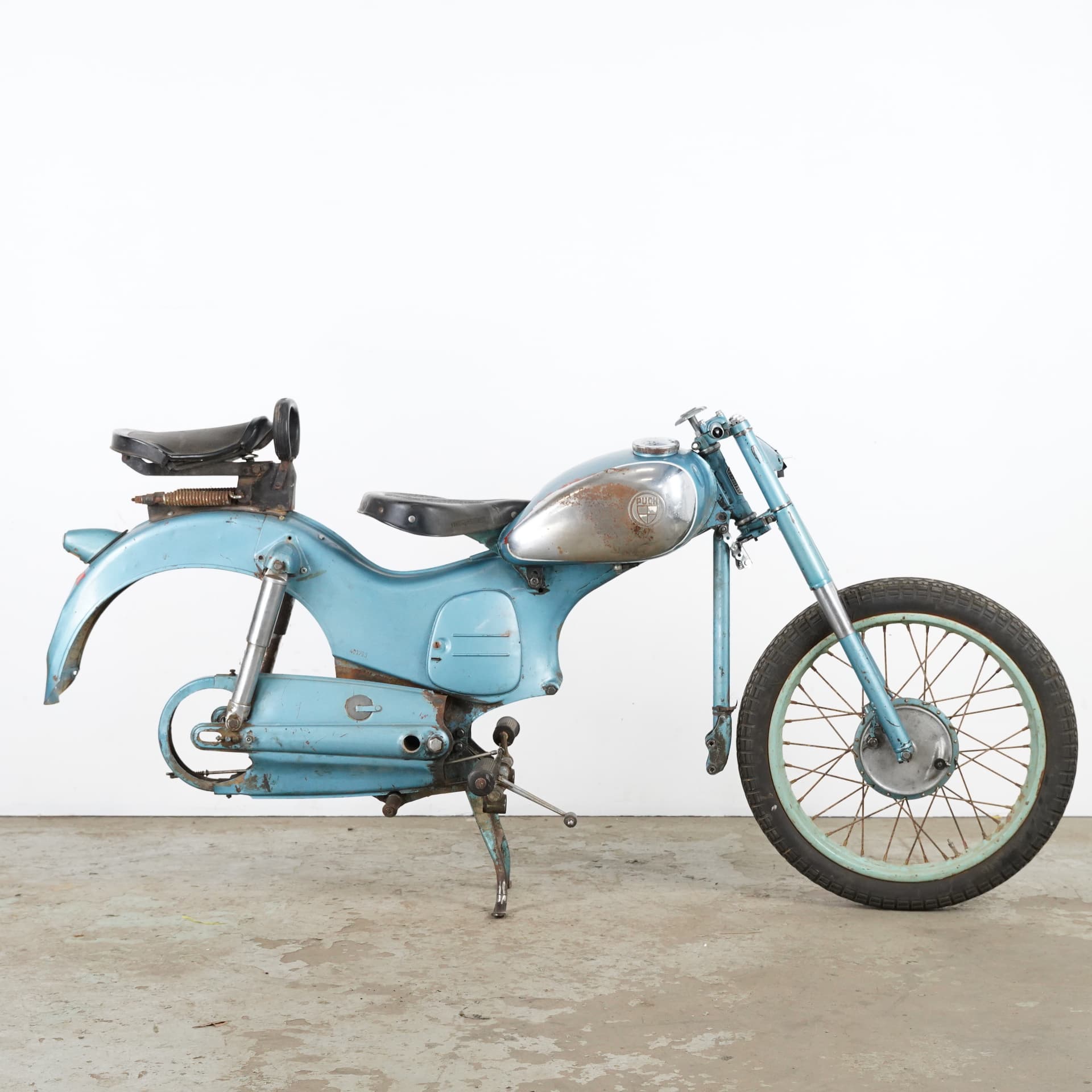 PUCH, 150TL, motorcycle in parts, 1951. - image 3