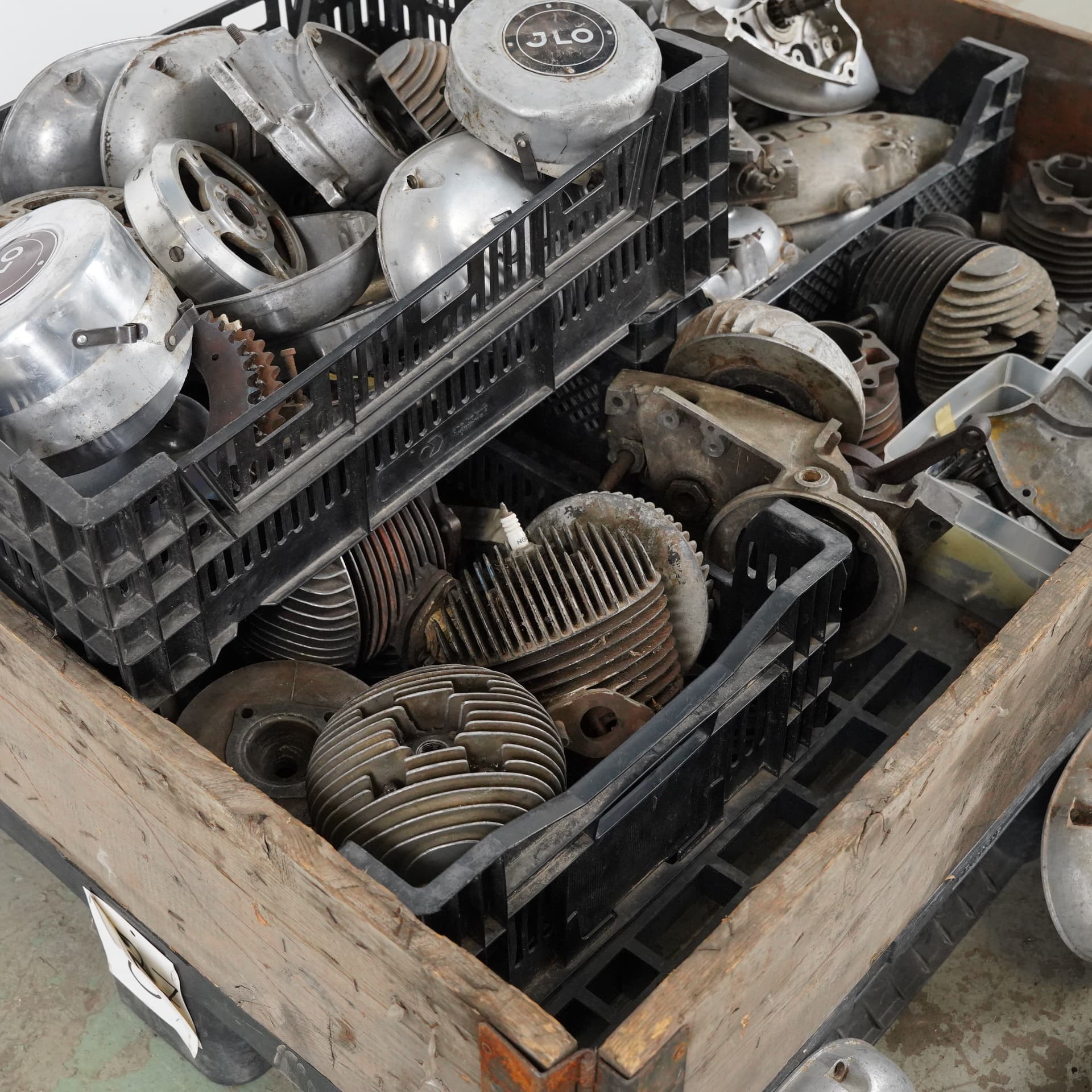 ILO, engine parts, 1950s. - image 5