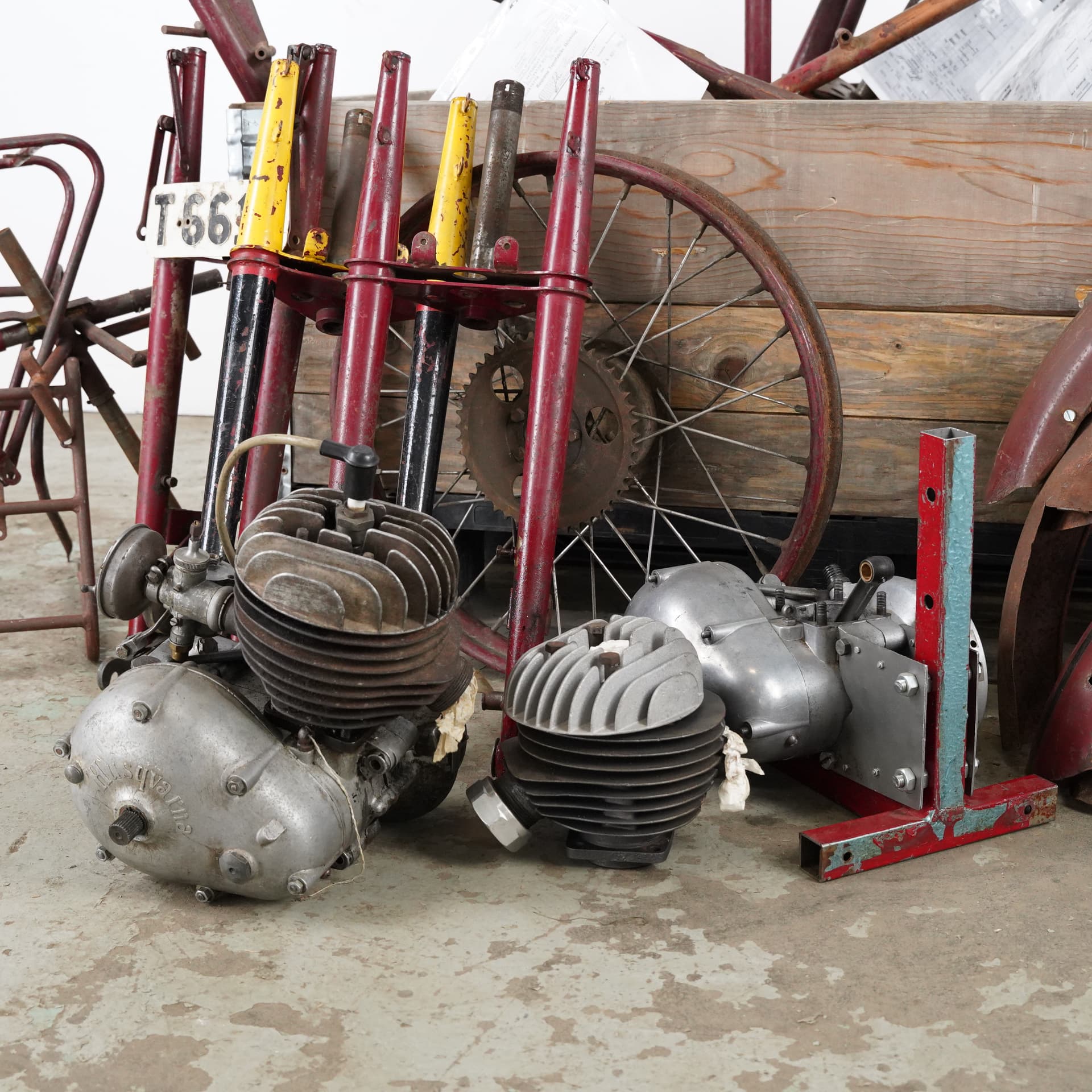 HUSQVARNA, lot of parts, "Rödqvarna" model 228/28, 1950s, Sweden. - image 2