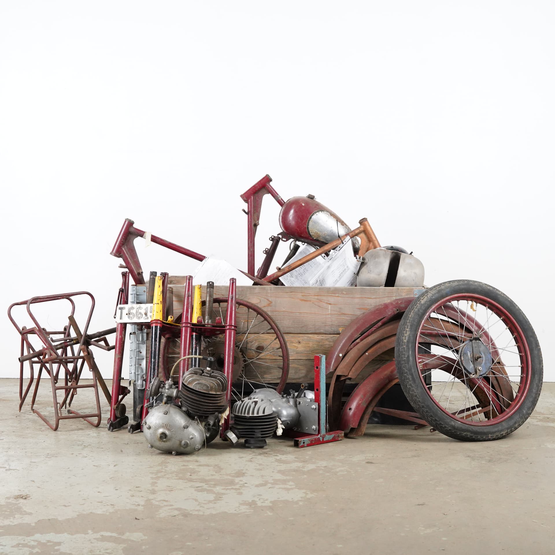 HUSQVARNA, lot of parts, "Rödqvarna" model 228/28, 1950s, Sweden.