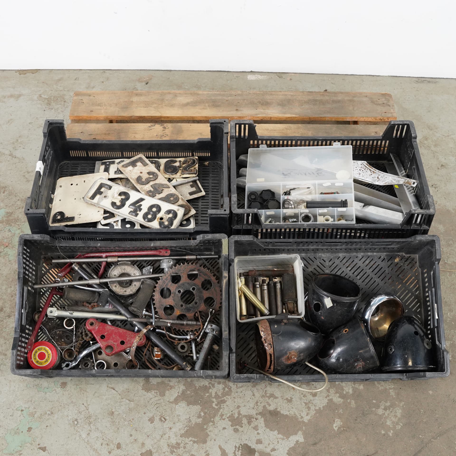 MOTORCYCLE PARTS, lot, 1950s, Sweden. - image 2