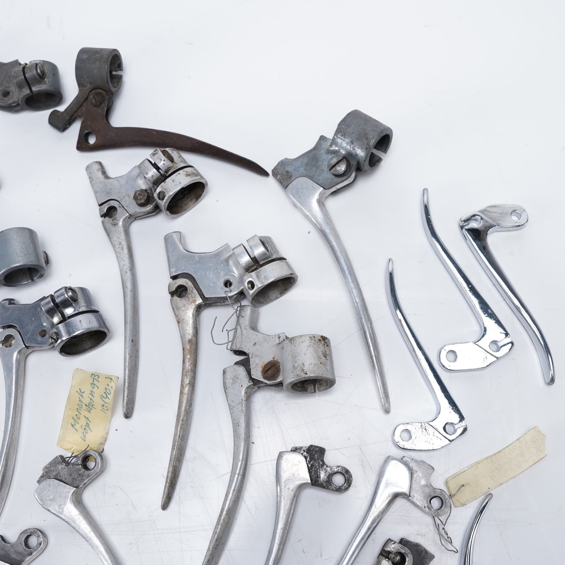 MAGURA ET AL., lot of handles etc., 1950s. - image 3