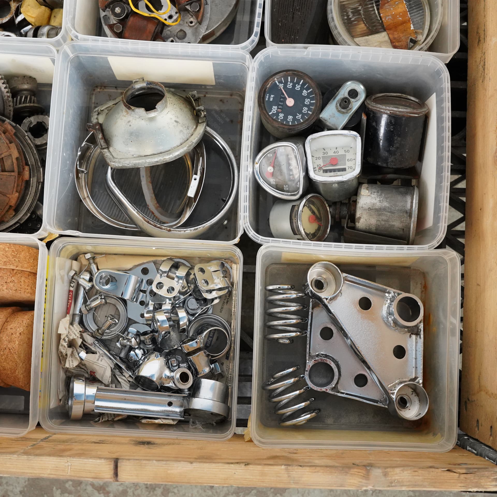 MOTORCYCLE PARTS, lot, for lightweight motorcycles, 1950s. - image 3