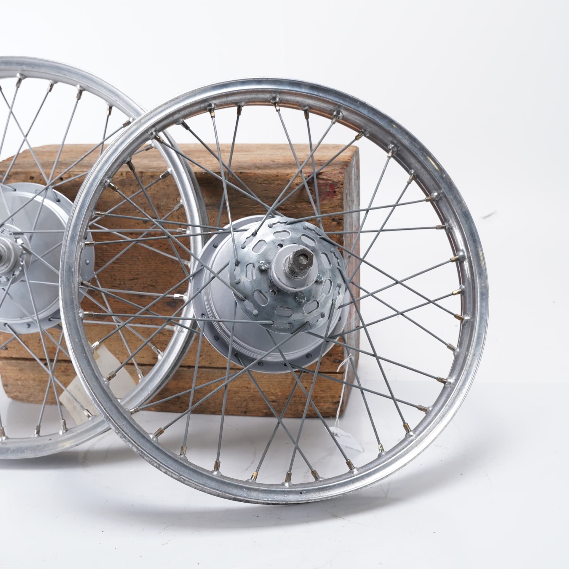 MONARK, front and rear wheels, m88, 1950s. - image 4