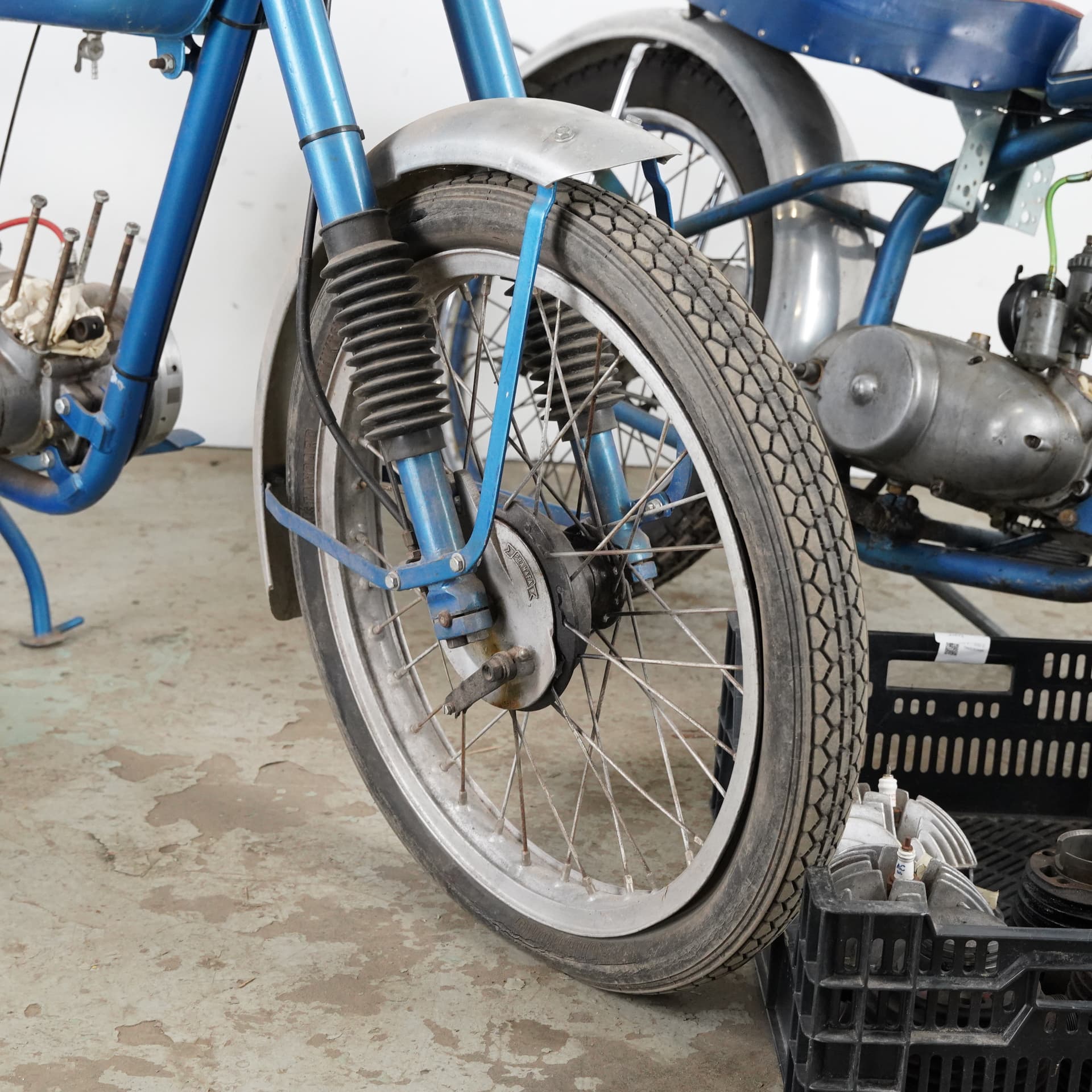KÄRNAN/MARATON, motorcycles in parts, approx. 150cc, approx. 1953, Sweden. - image 4