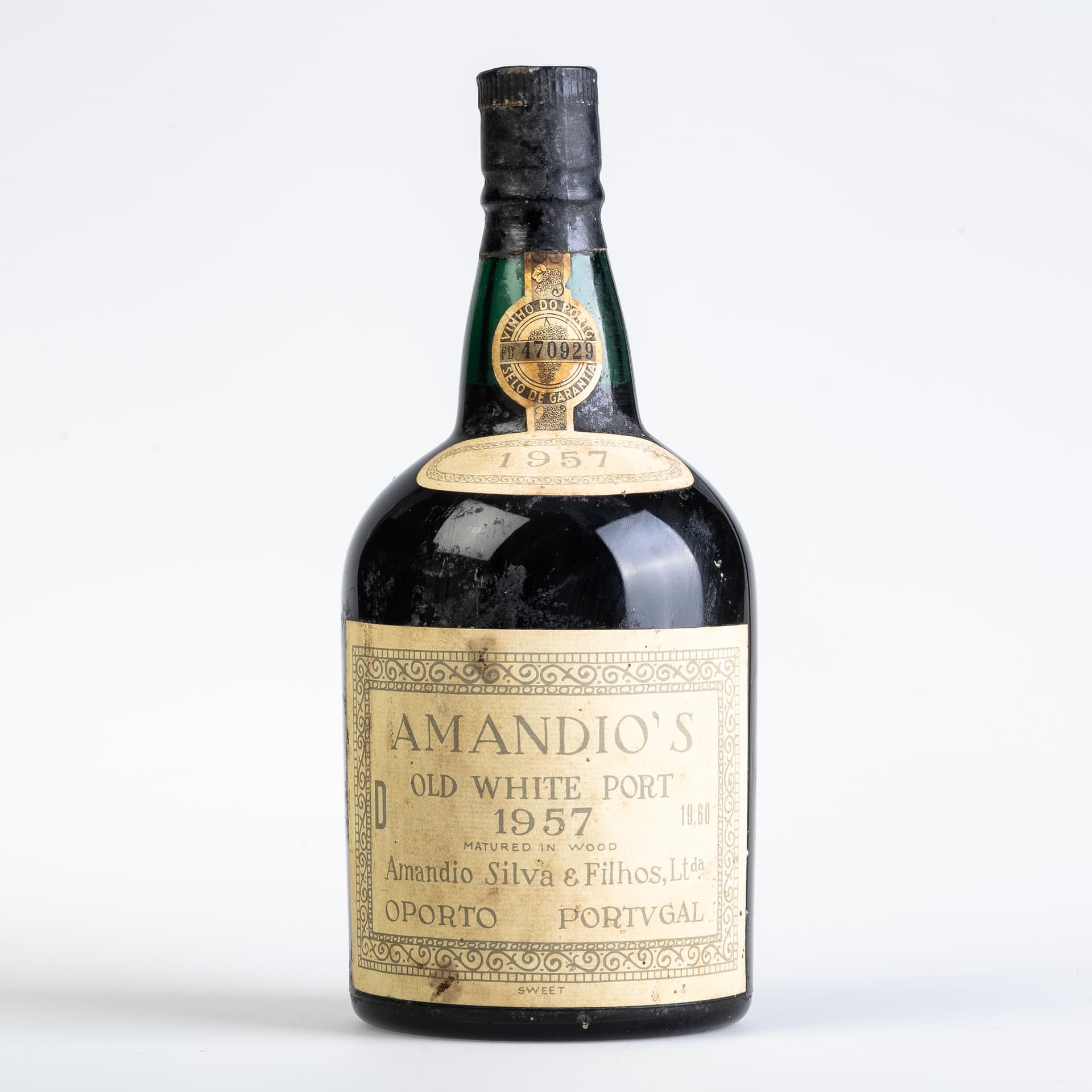 1957 AMANDIO'S OLD WHITE PORT.