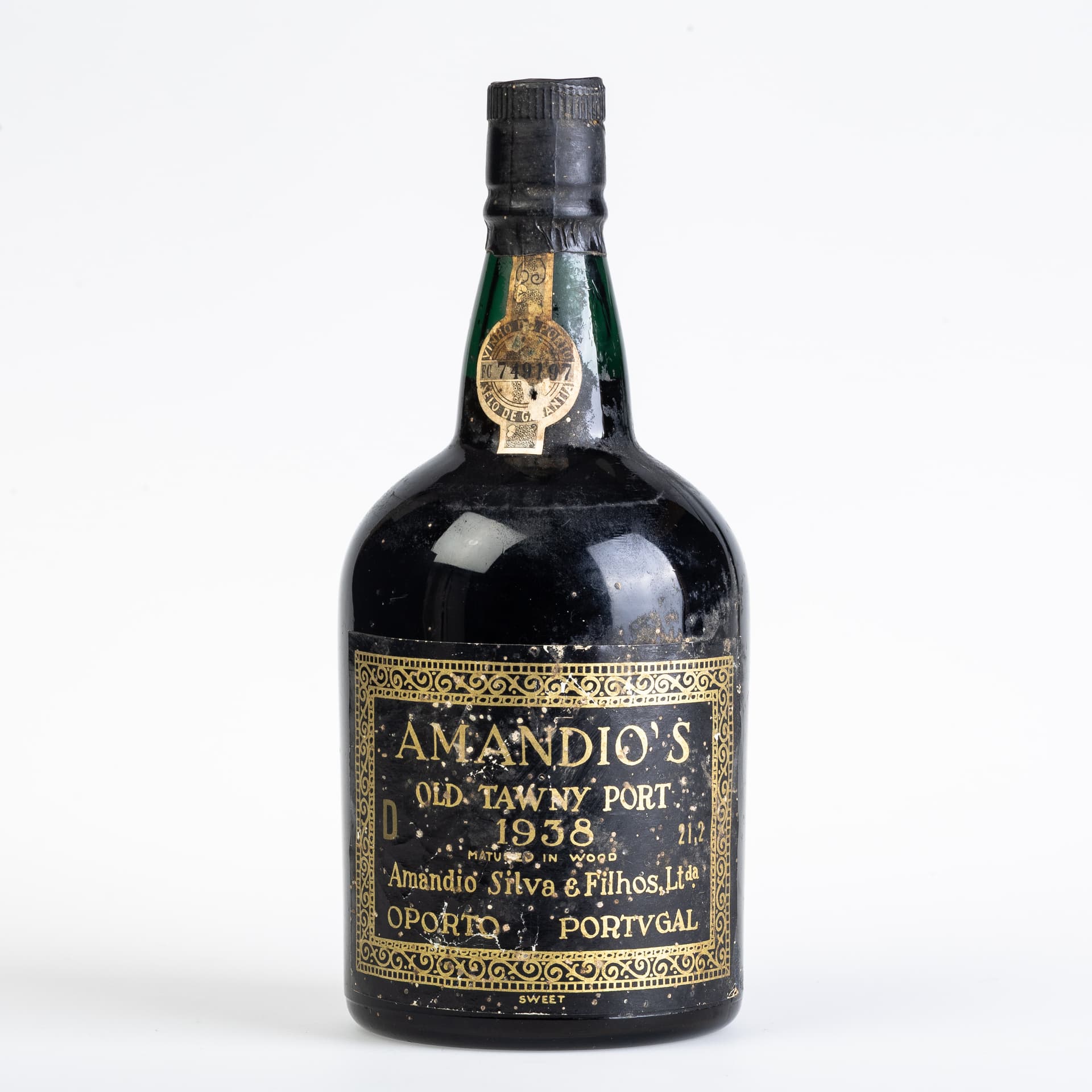 1938 AMANDIO'S OLD TAWNY PORT.