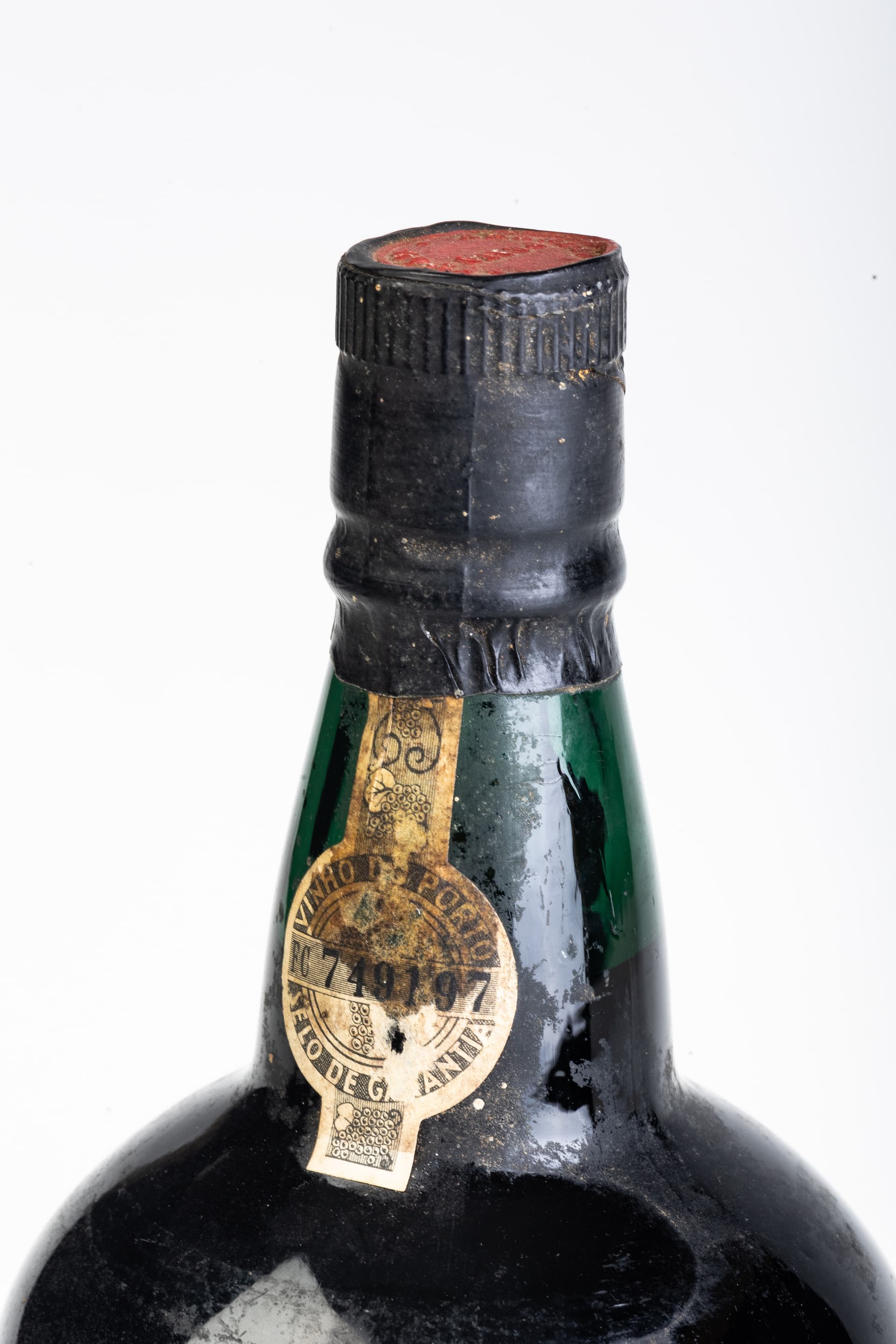 1938 AMANDIO'S OLD TAWNY PORT. - image 2