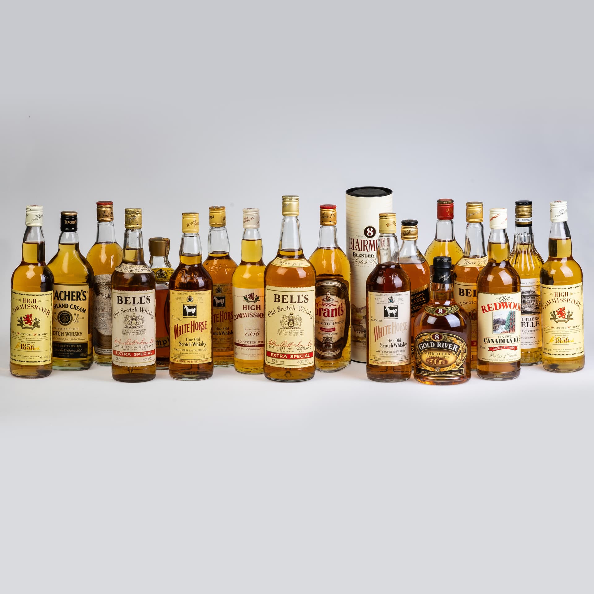 MIXED SELECTION OF WHISKIES.